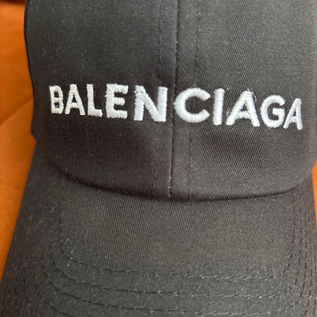 BALENCIAGA 黒 キャップ 8580554G0B61000_F.jpg?v=4