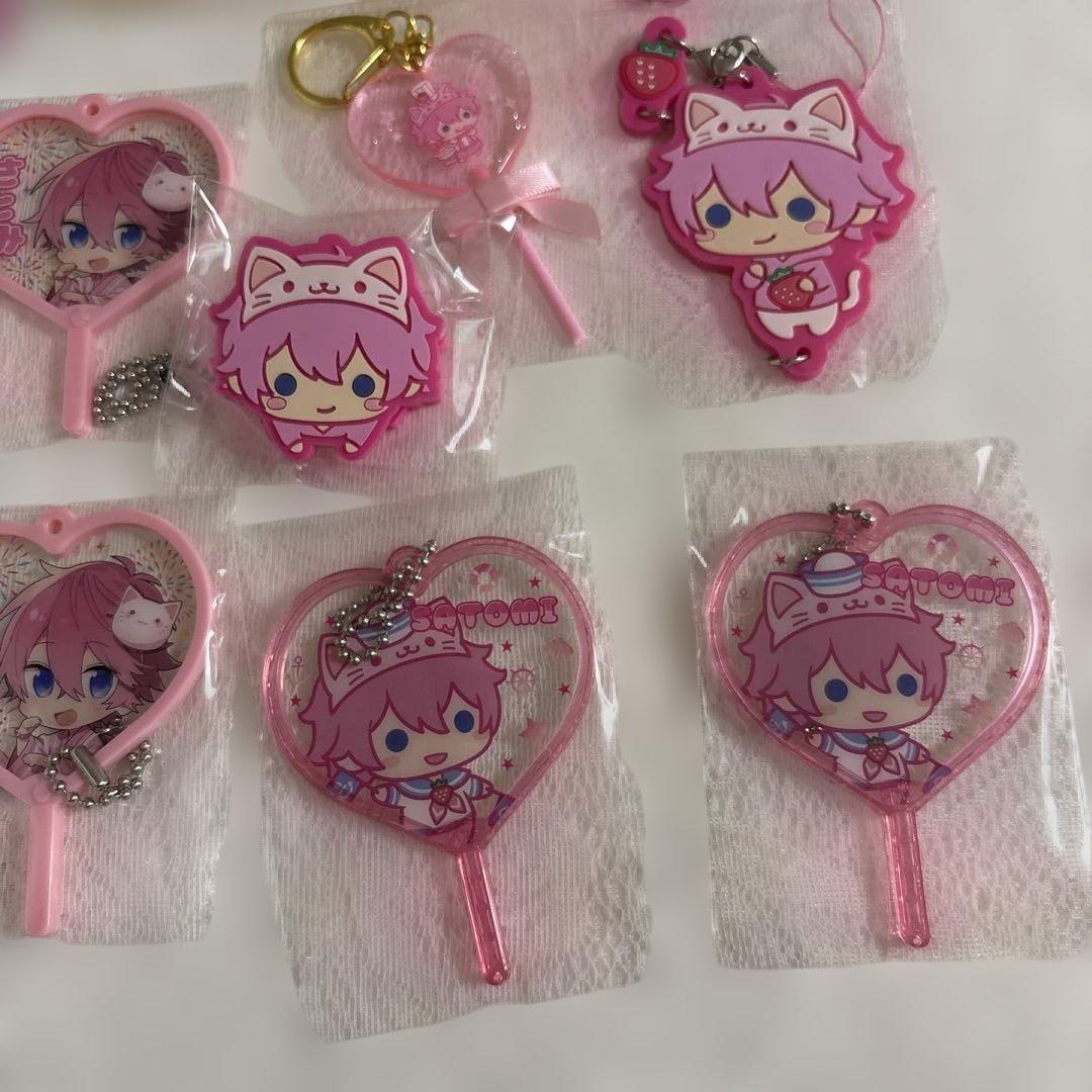 匿名配送】すとぷり さとみさん グッズまとめ売り - メルカリ