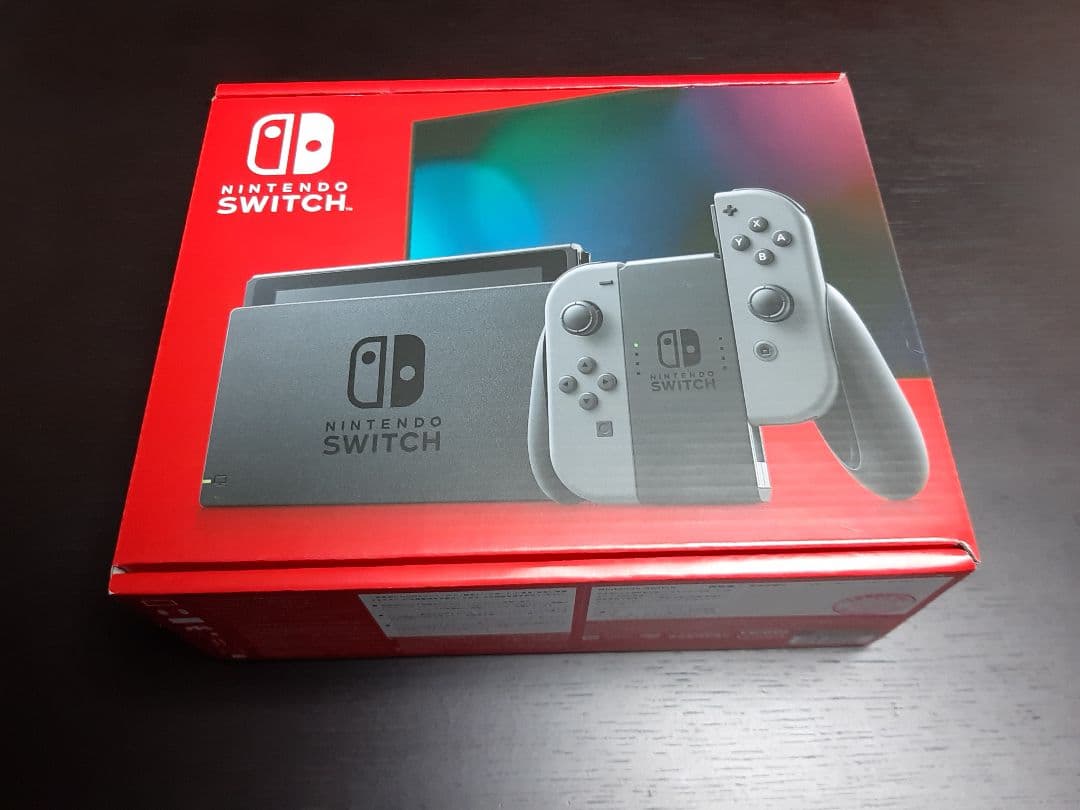 【クリスマスに間に合います！】 未使用品　Nintendo Switch Switch ホリデーギフトセット”がAmazonにて予約を受付中。Switch本体や