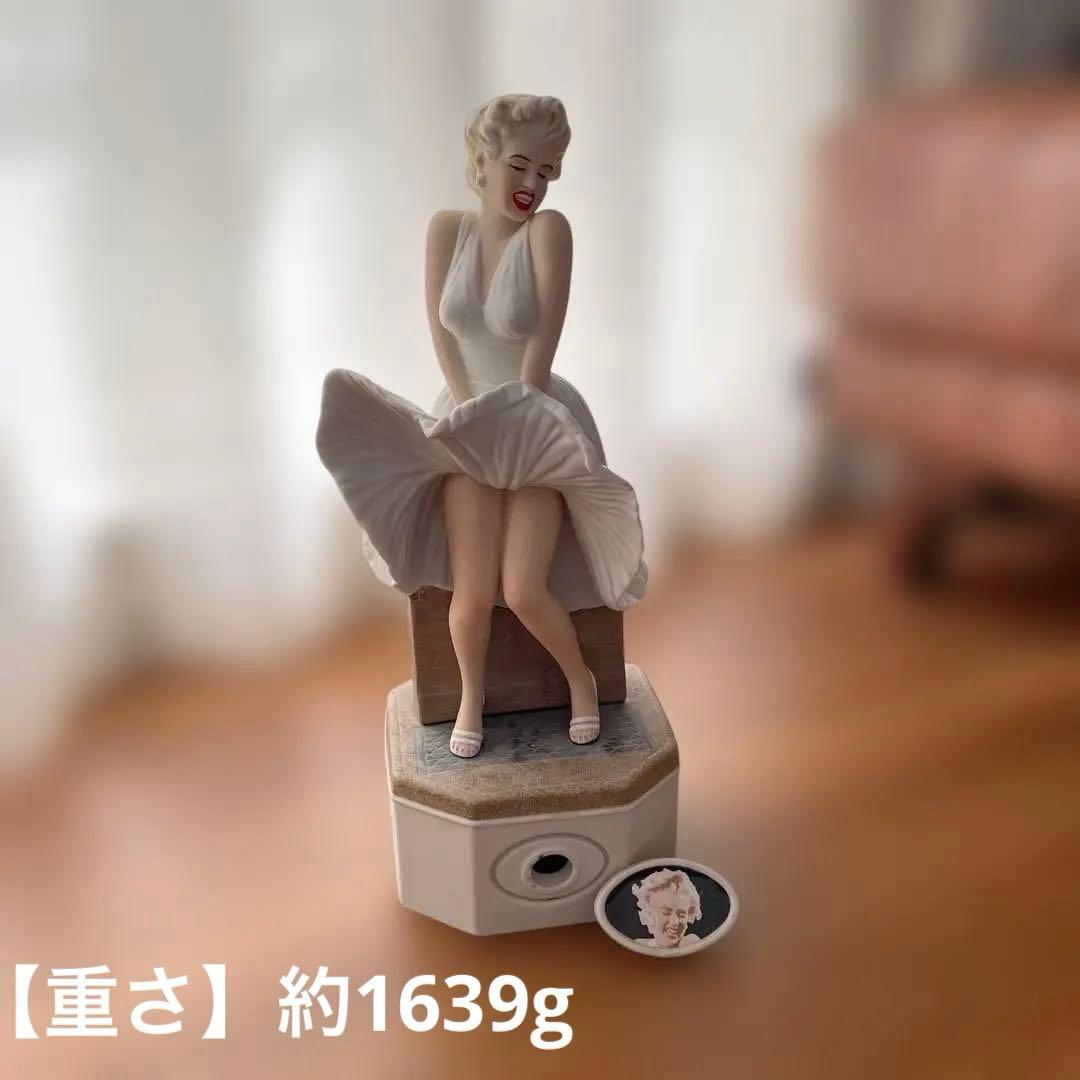 マリリンモンロー「七年目の浮気」陶器ボトル 開栓済 - メルカリ