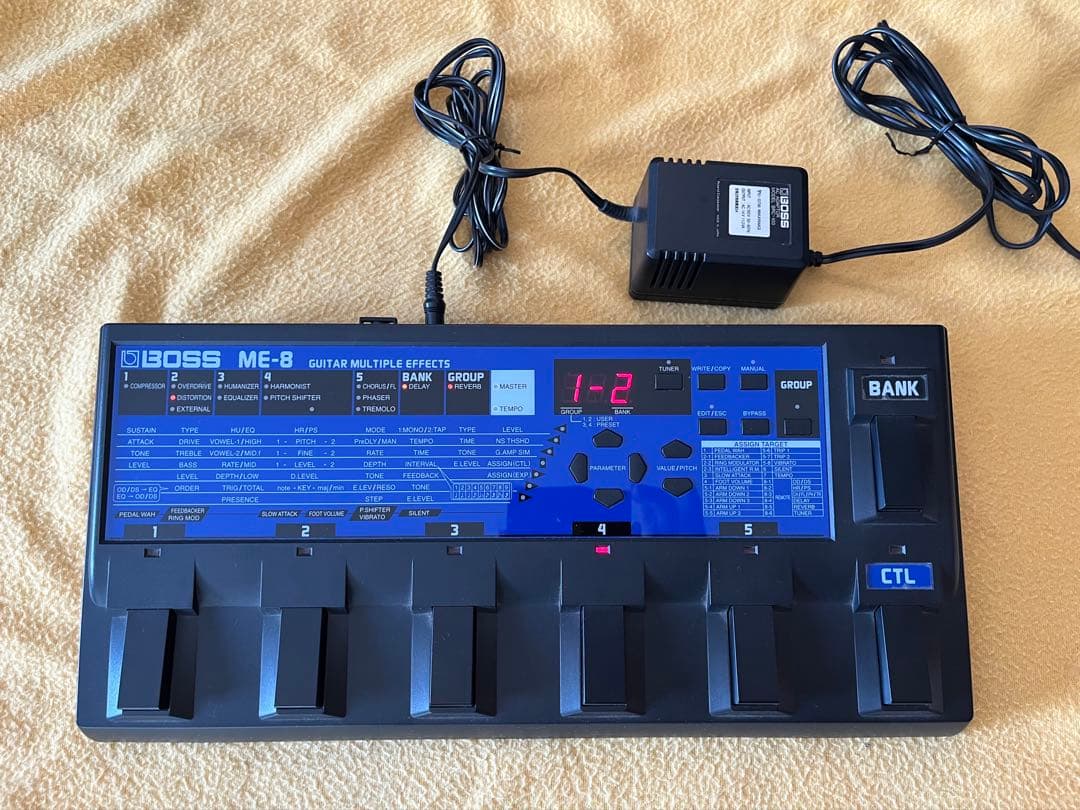 BOSS ME-8 ギターマルチエフェクター、フットスイッチFS-5U5L付き