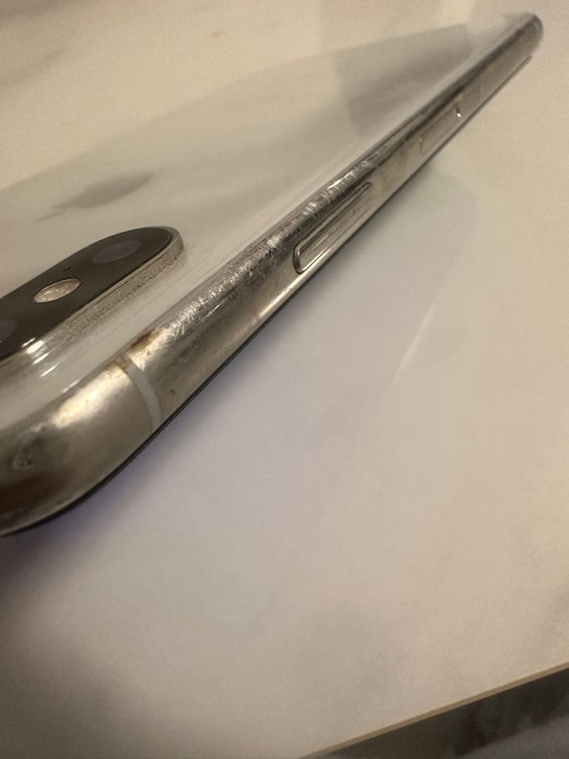 Apple iPhone X シルバー 本体