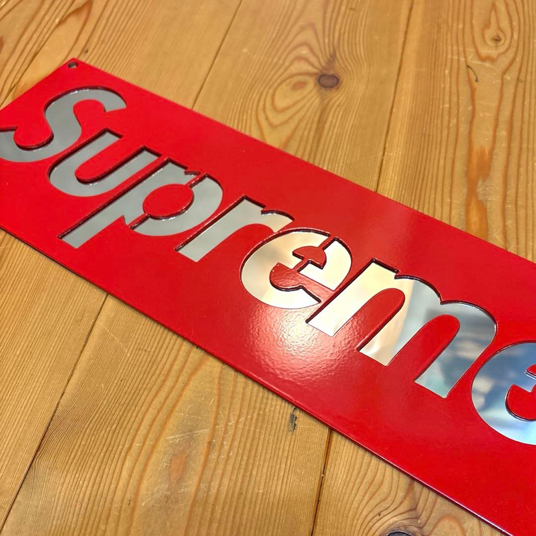 シュプリーム ボックスロゴ 看板 店舗用 - メルカリ