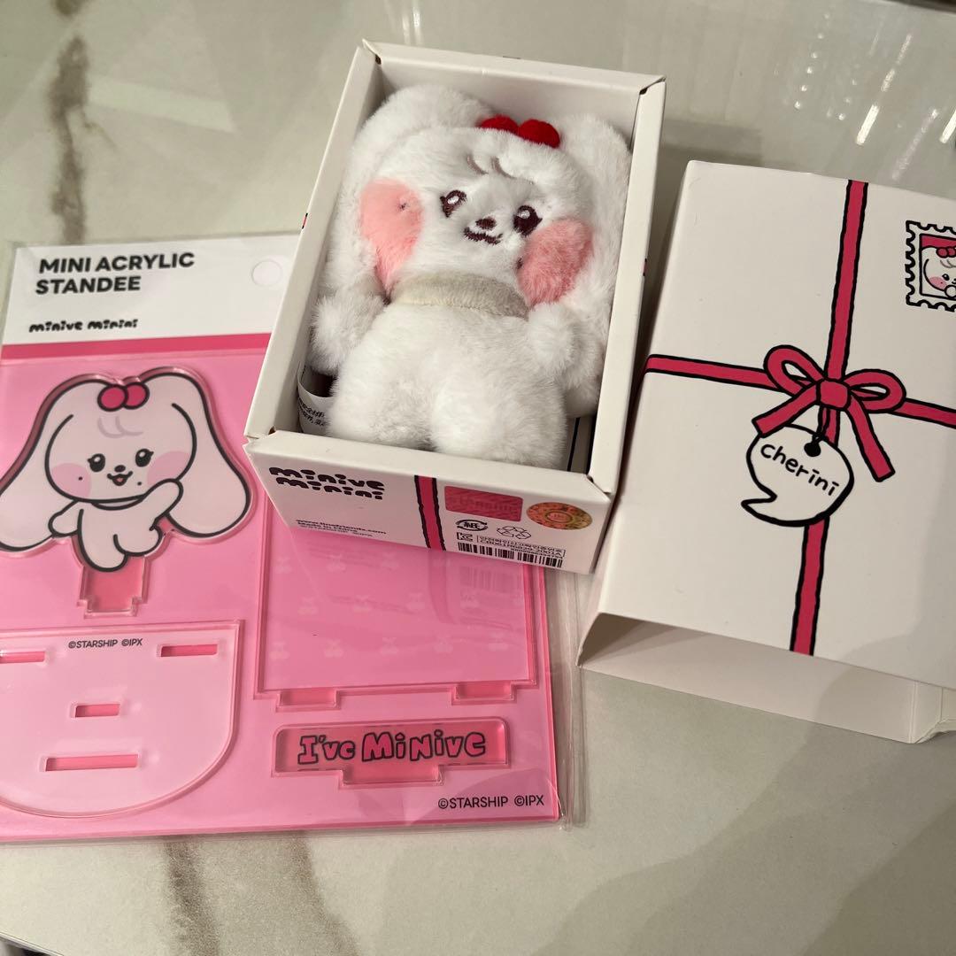 IVE minive mini ぬいぐるみ チェリー ウォニョン チェリニ - メルカリ