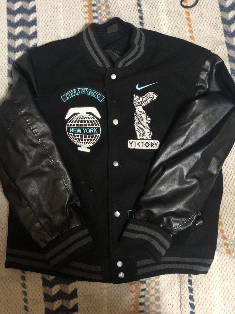 NIKE Tiffany & Co】スタジャン$！⚠️専用だします - メルカリ