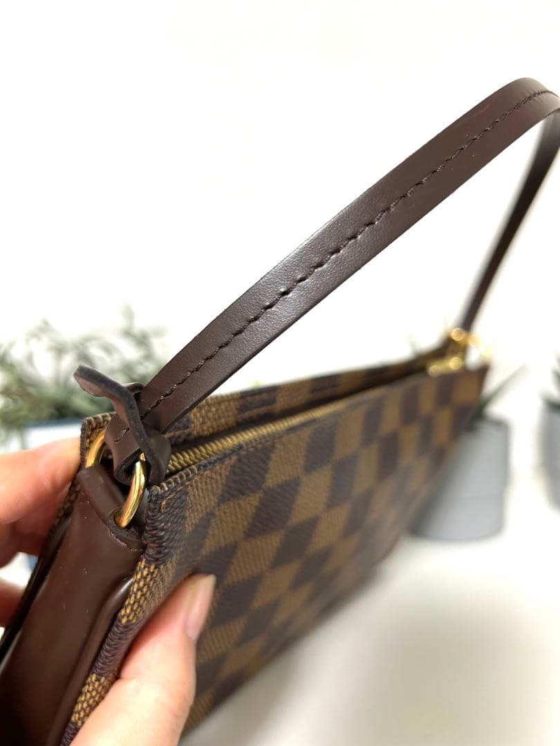 ルイ・ヴィトン ダミエ ナヴォナ アクセサリーポーチ ハンドバッグ