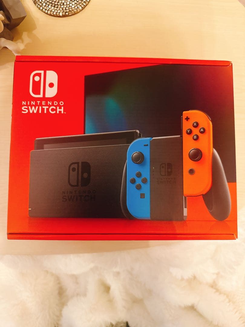 【新品未開封】Nintendo Switch 本体 ブルー/オレンジ Nintendo Switch 本体【Joy-Con(L) ネオンブルー/(R) ネオンレッド