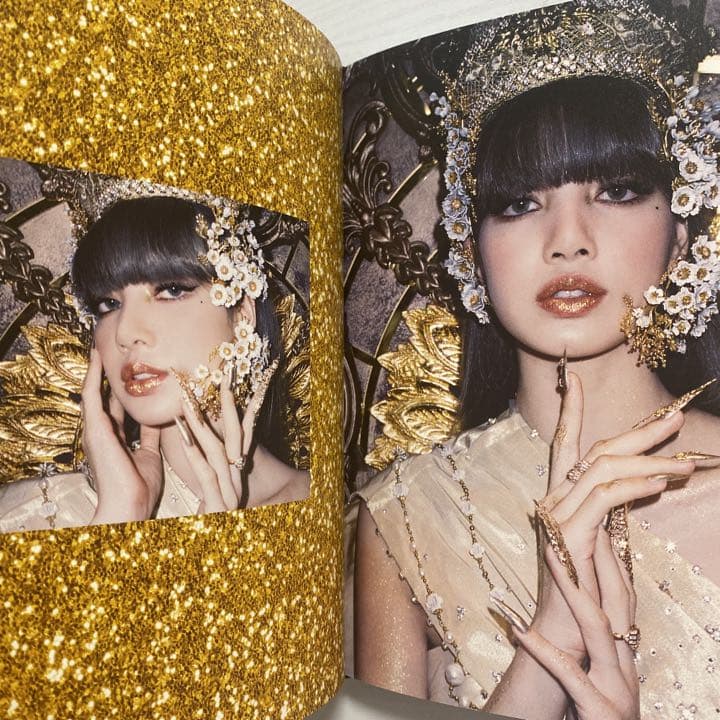 BLACKPINK リサ フォトブック 直筆サイン入り 0327 VOL.3 - メルカリ