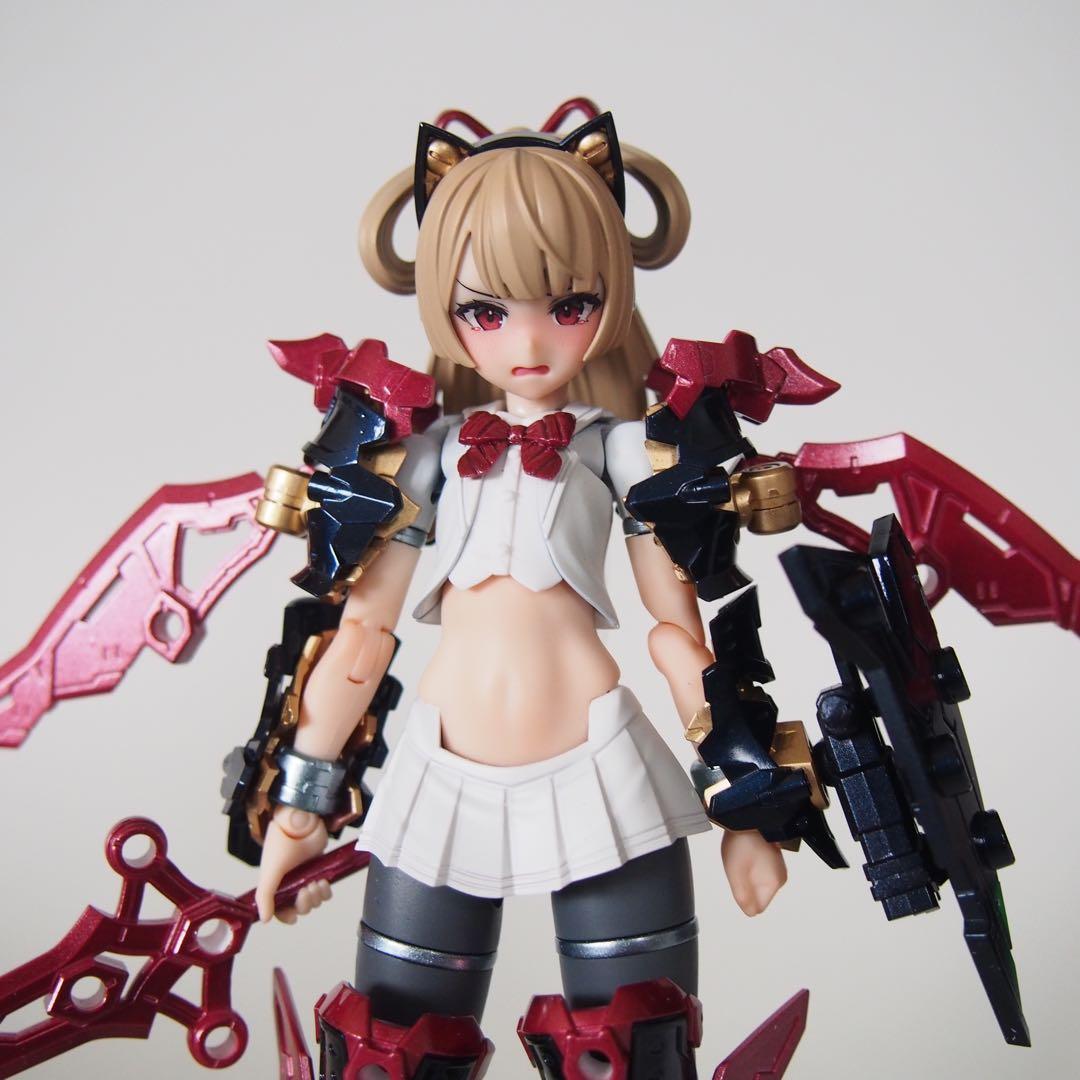 バスタードール ナイト ダークネスクロウ 全塗装完成品 メガミデバイス