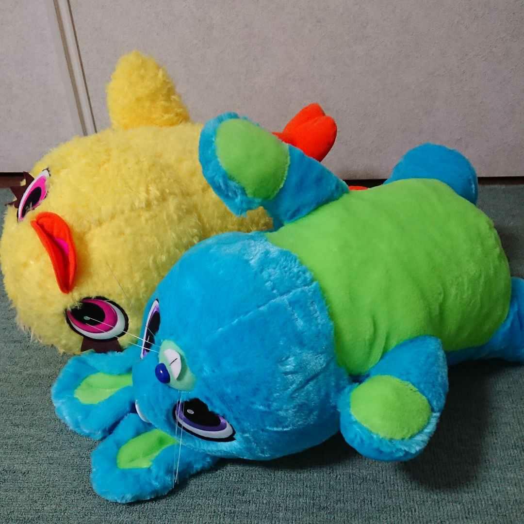 トイ・ストーリー4のダッキー&バニー ギガジャンボ寝そべりぬいぐるみ