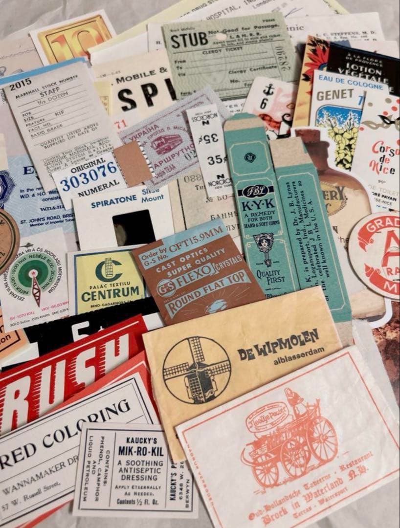 ☆ 断捨離！紙もの詰め込みBOX ☆ 80サイズ 海外 ヴィンテージ 紙もの