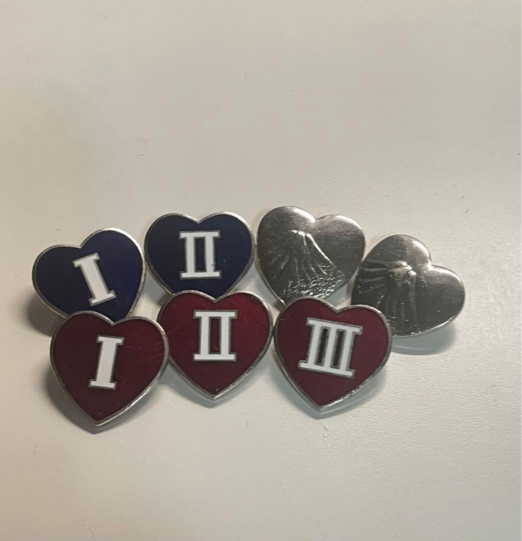 山脇学園中学高等学校 校章•学年章 - メルカリ