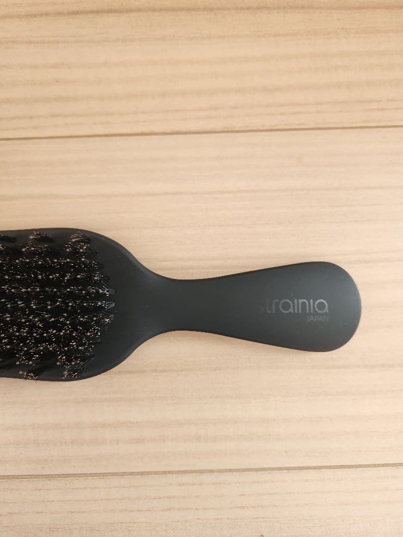 1*ン様 strainia ストレーニア ケアストレートブラシ 未使用品 1*ン