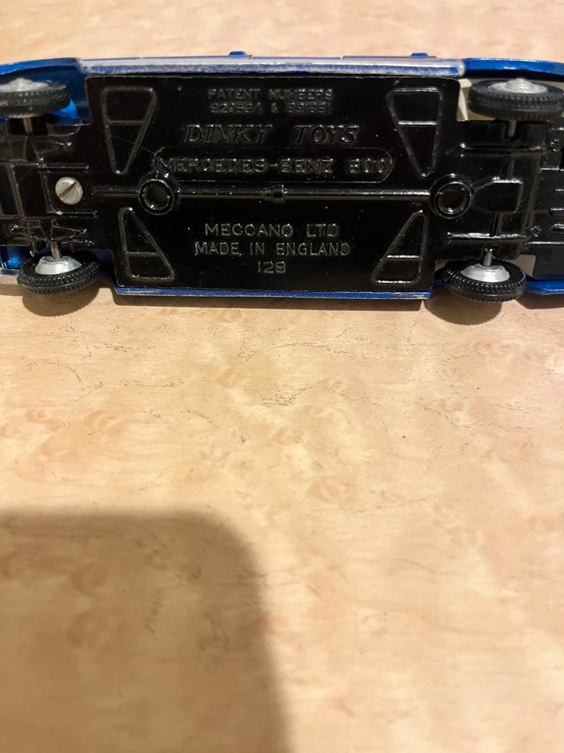 リムジン ベンツ600プルマン DINKY TOYS 本体のみ - メルカリ