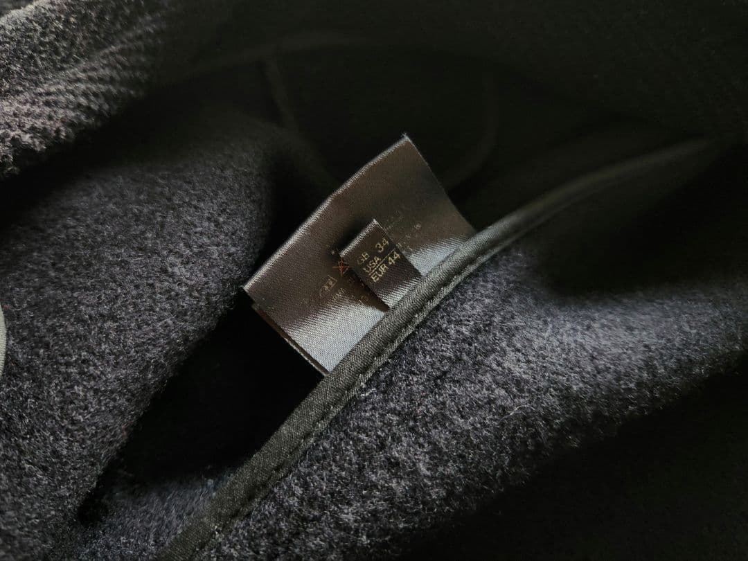 Gloverall “kingston” Black 44