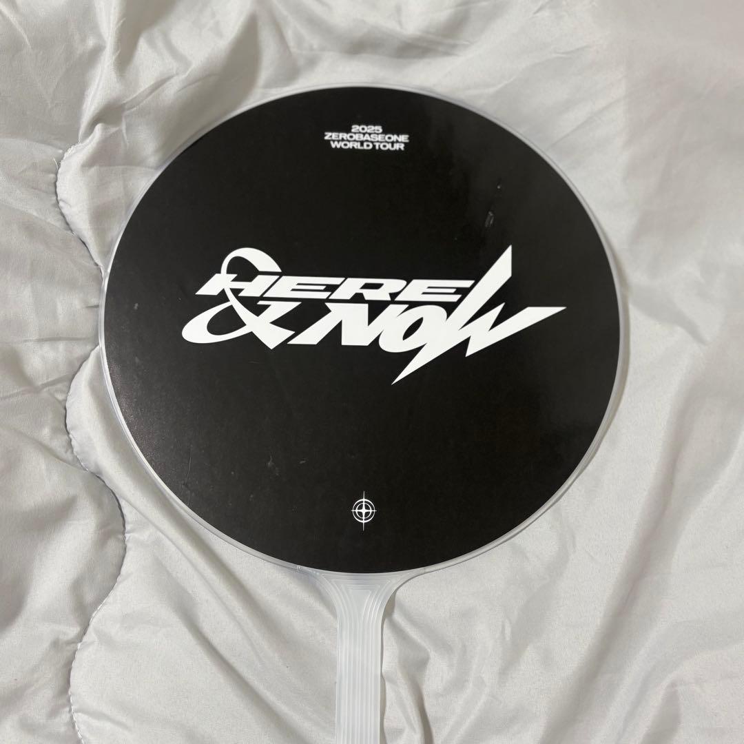 ハンユジン うちわ here&now - メルカリ