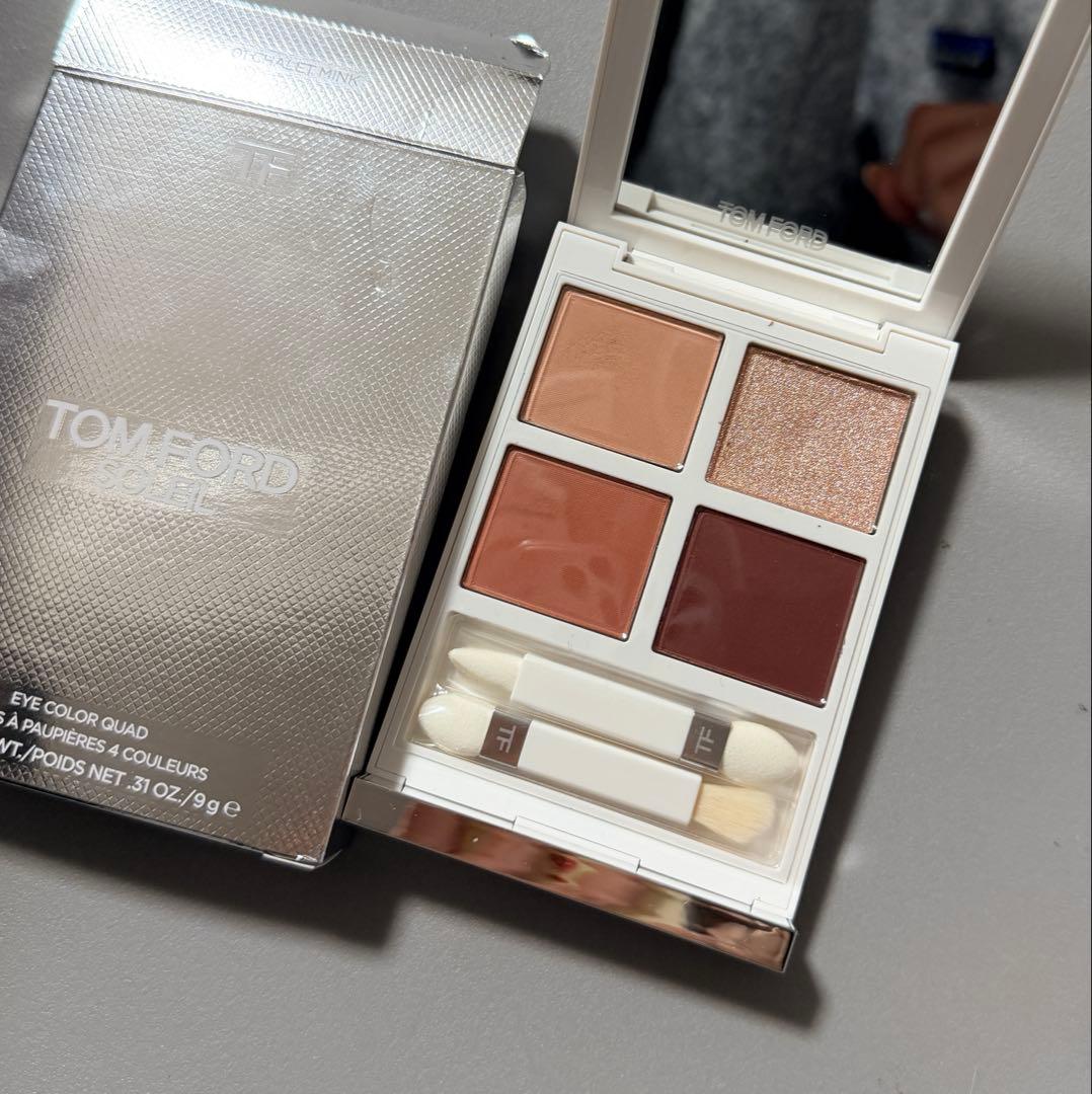 トムフォード ビューティアイ カラー クォード 01SN シャレー ミンク