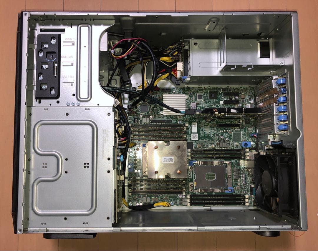 DELL PowerEdge T440 Xeon Platium 8170M - メルカリ