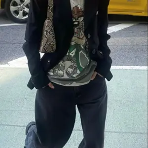 Justine Clenquetシルバー フープピアス あおばくん着用 - メルカリ