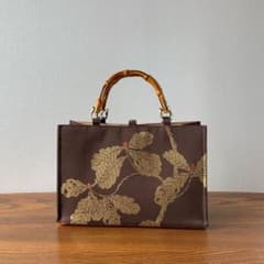 帯猫と蝶々リメイクバンブーハンドルバッグ浅型マチ広め