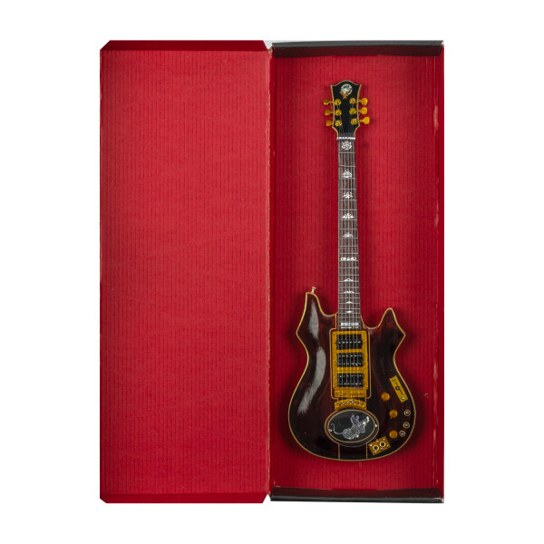 Axe Heaven x Tiger Tribute Mini Guitar Replica | Shop the Jerry