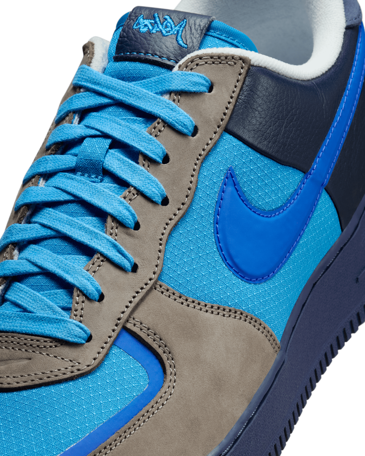 Air Force 1 Low x Stash 'Soft Grey and Harbour Blue' (HF5516-001