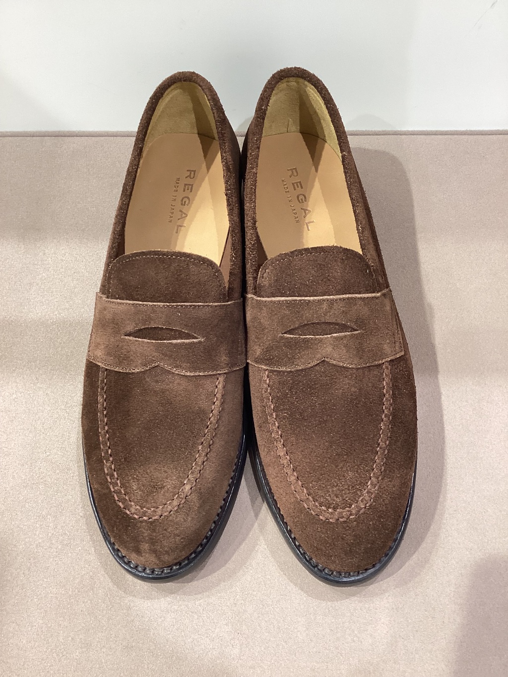 秋ファッション～ブラウンスエード・ローファー | 靴のリーガル