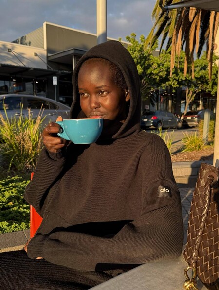 Scholar Hooded Sweater - Black | ALO