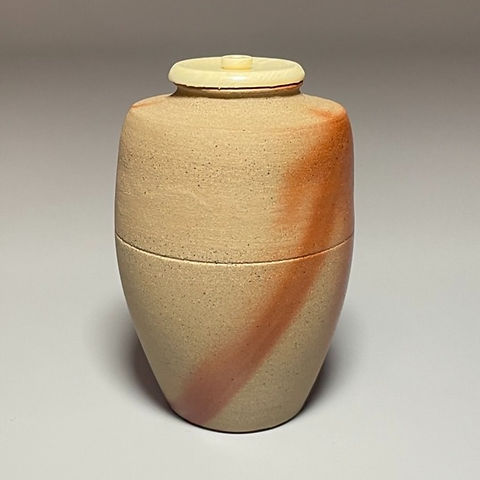 備前肩衝火襷茶入（仕覆：菊唐草） 木村陶峰造 | seishodo.com