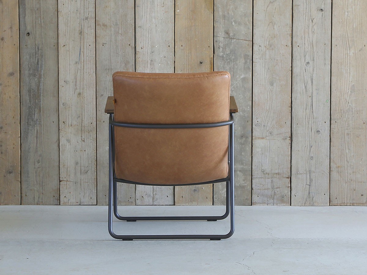 tabu CAP SOFA / タブー キャップ 1人掛けソファー（リサイクルレザー