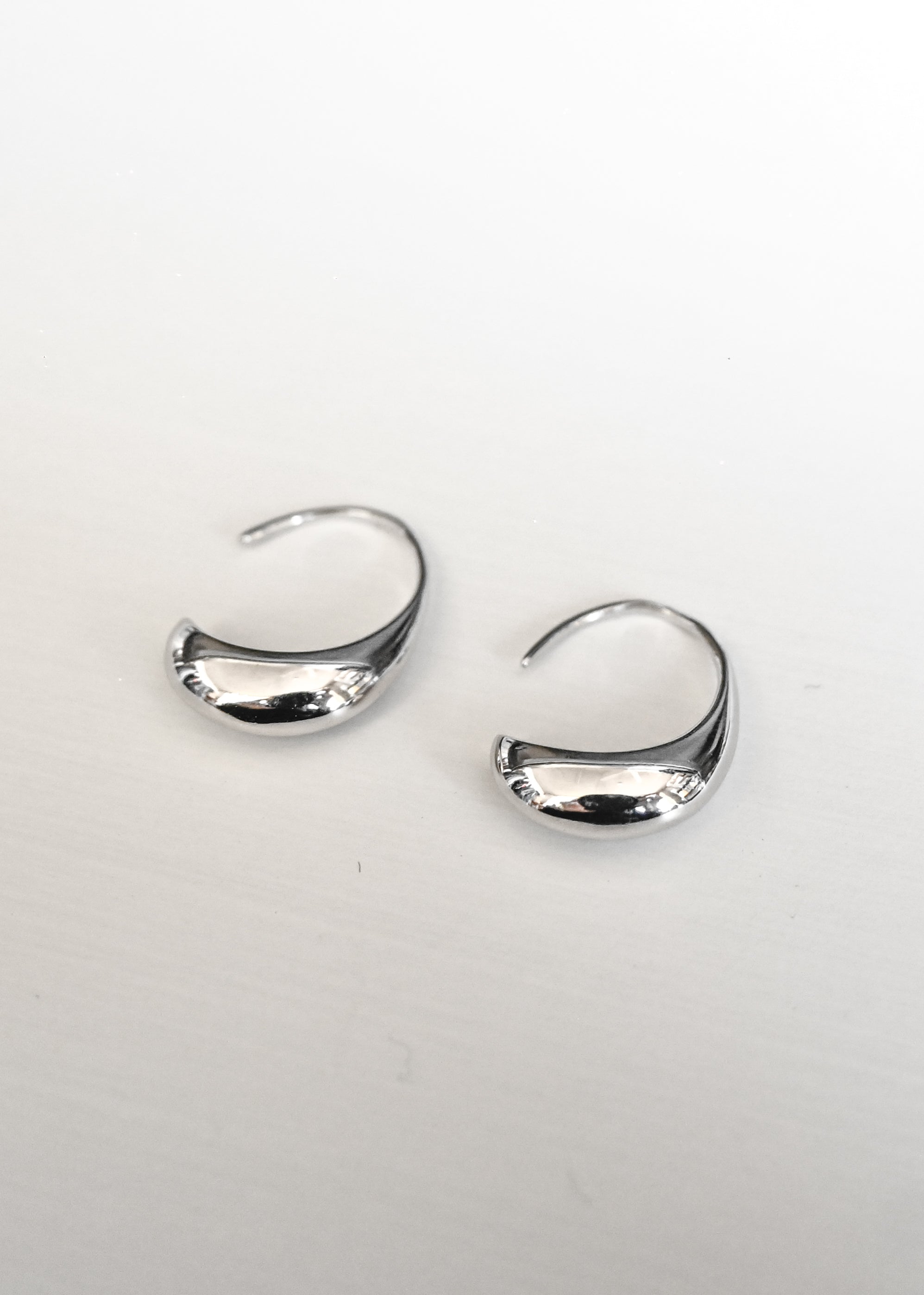 シルバーピアス – studiolab404.com