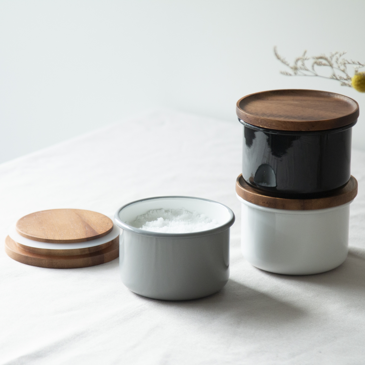 K&A/スタックキャニスター -パッキン付きで密閉できる！匂い移りなしで