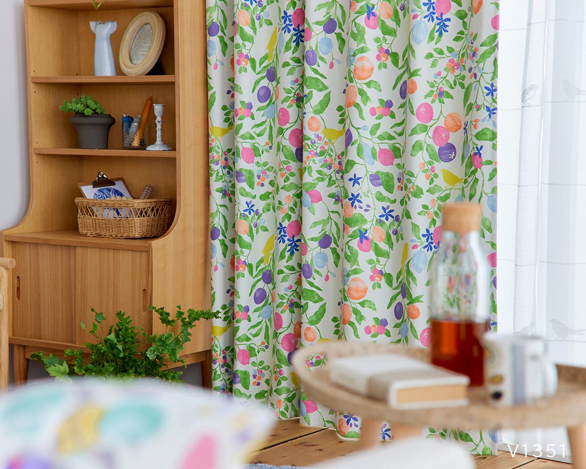 V-1351 (FRUITS TORI /フルーツトリ)｜株式会社スミノエ インテリア