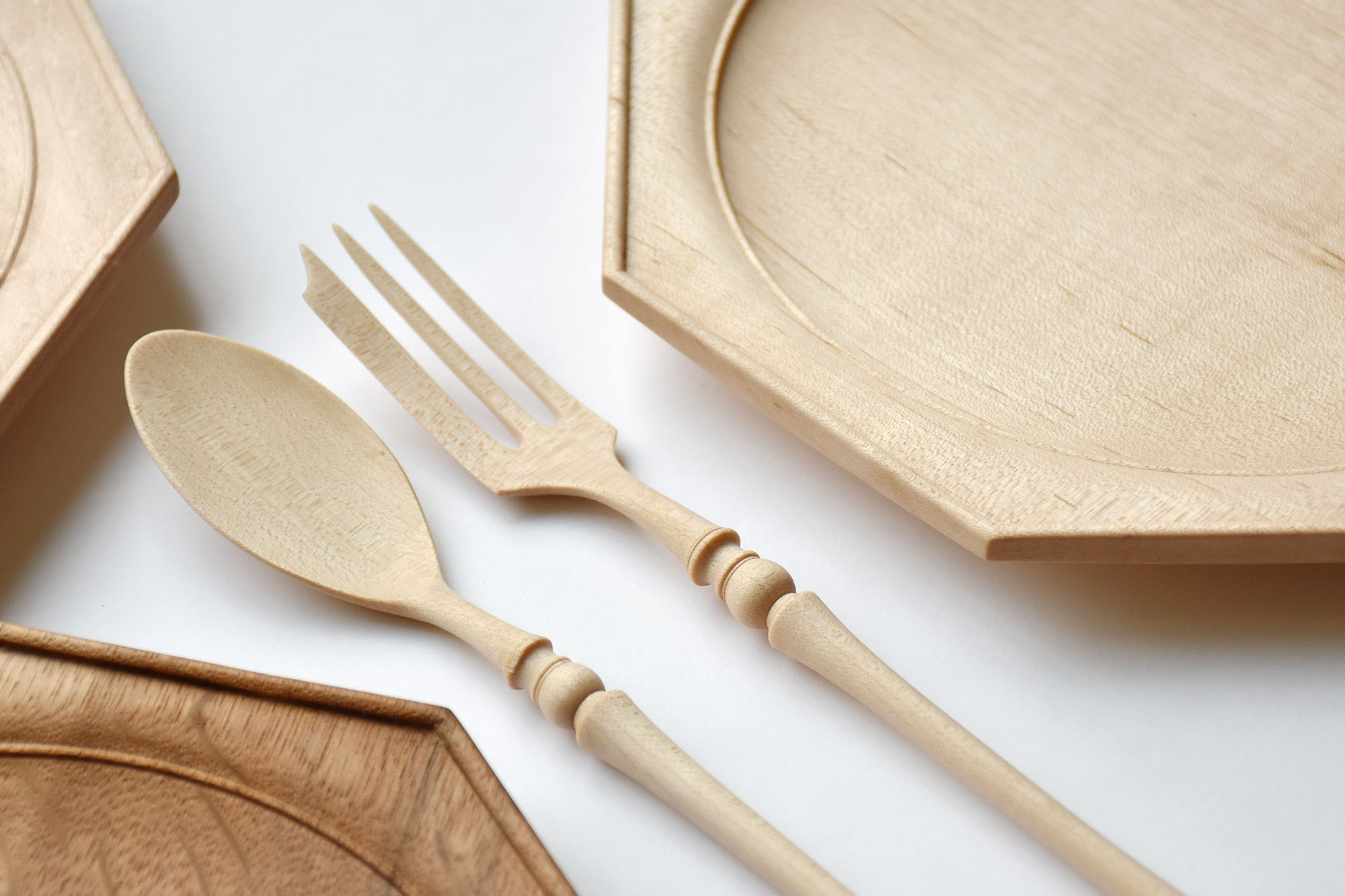 食卓の風景を思い描きながら ：鈴木潤吾 〈3/17〜〉 | SUNNY CLOUDY