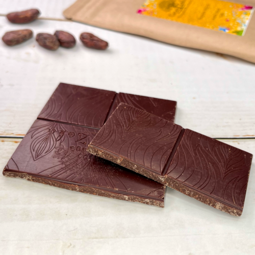 Cacao Zoku / パイナップル＆ベネズエラブレンド | ショコラナビ