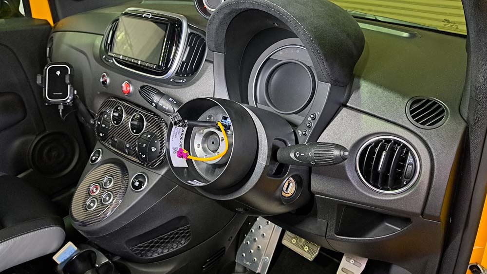 ステアリングコラムエクステンダー｜フィアット・アバルトのことなら