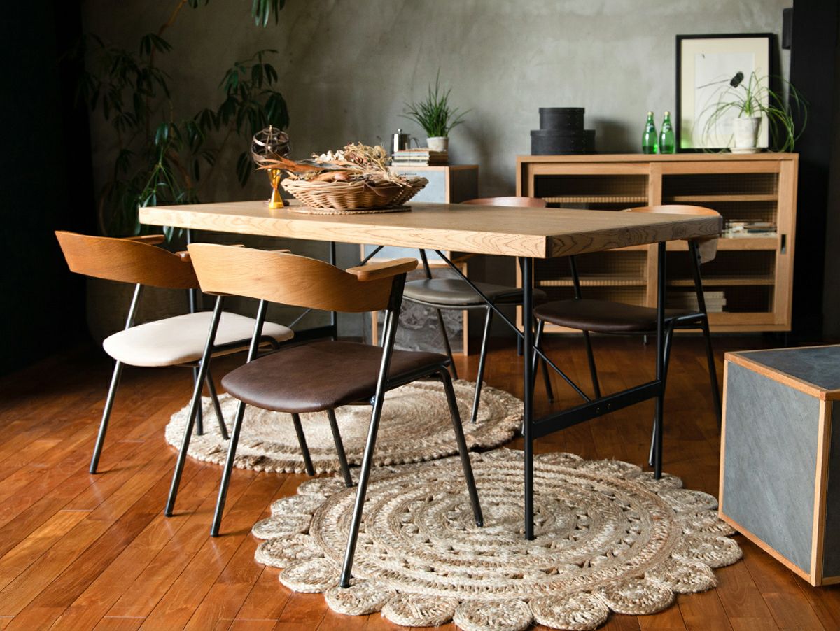 ダニス ショートアームチェア アームナチュラル アイアン ダイニング