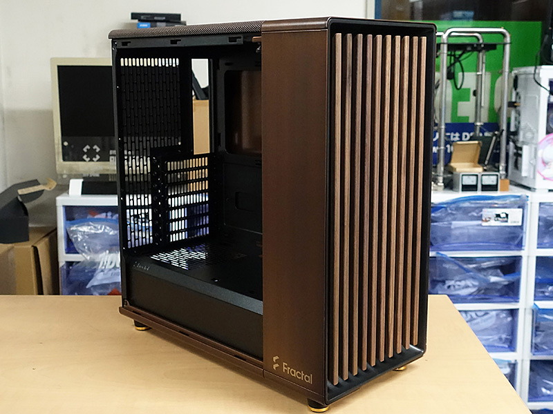 FractalDesign「North TG」をベースにした木製PCケースが入荷、価格は