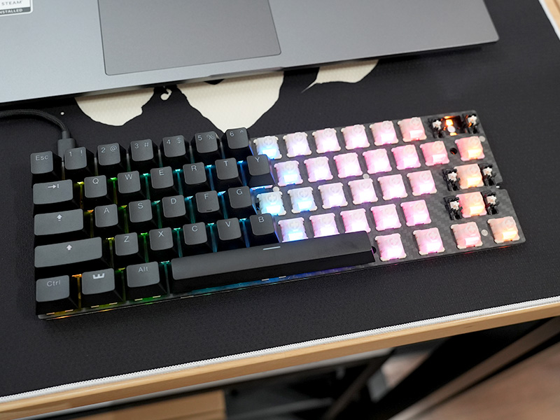 デュアルLED設計のラピトリキーボード自作基板「Arbiter Studio TENKO