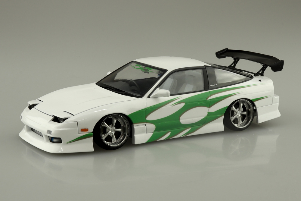 1/24 URAS RPS13 180SX '96 Ver.2 (ニッサン) - AOSHIMA SCALE MODEL