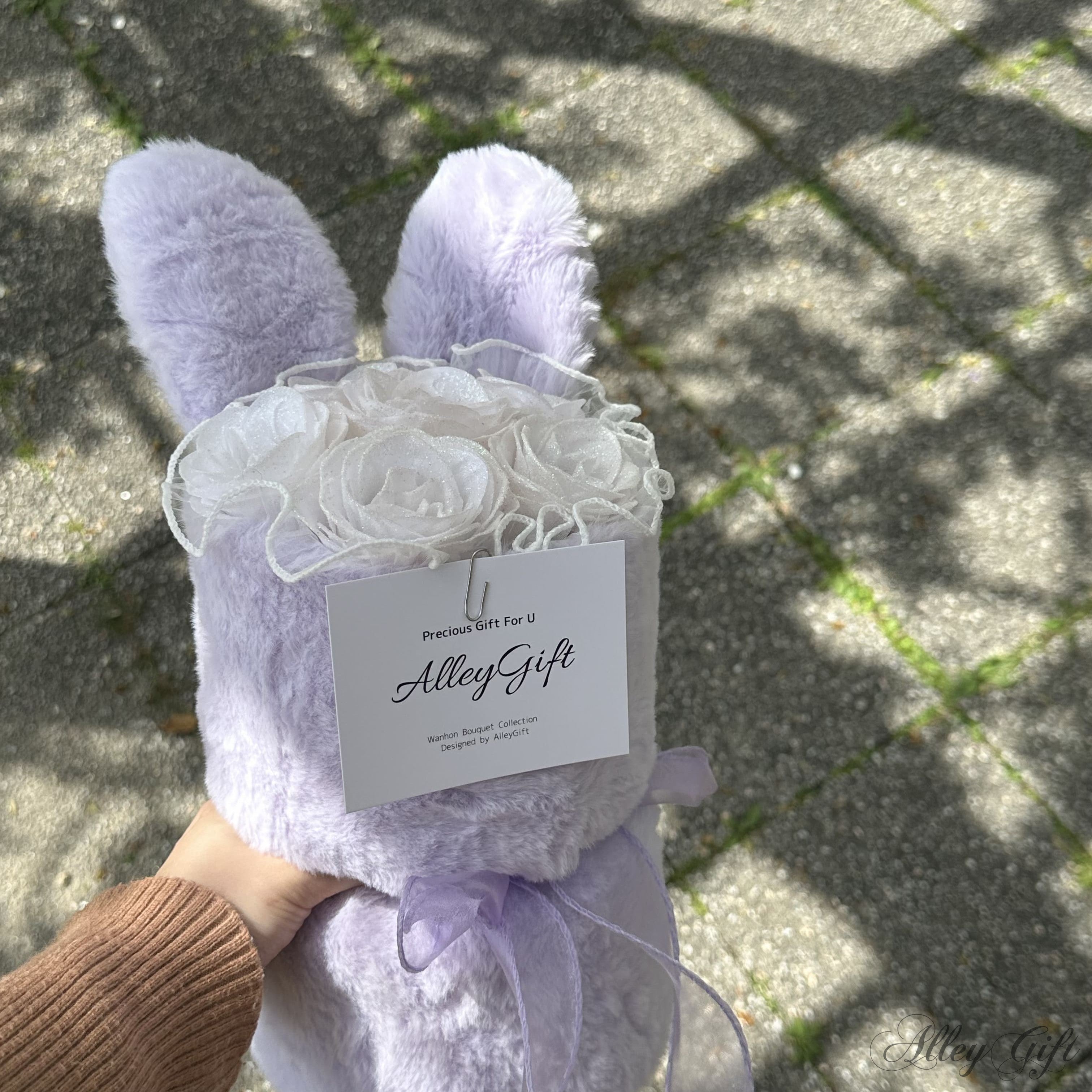 枯れないうさぎミニブーケが500円でオーダーメイド可能