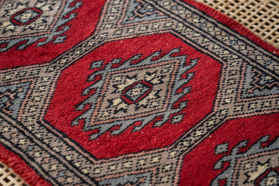 在庫整理／大幅値引】145×90パキスタン・ラホール産 ヴィンテージラグ