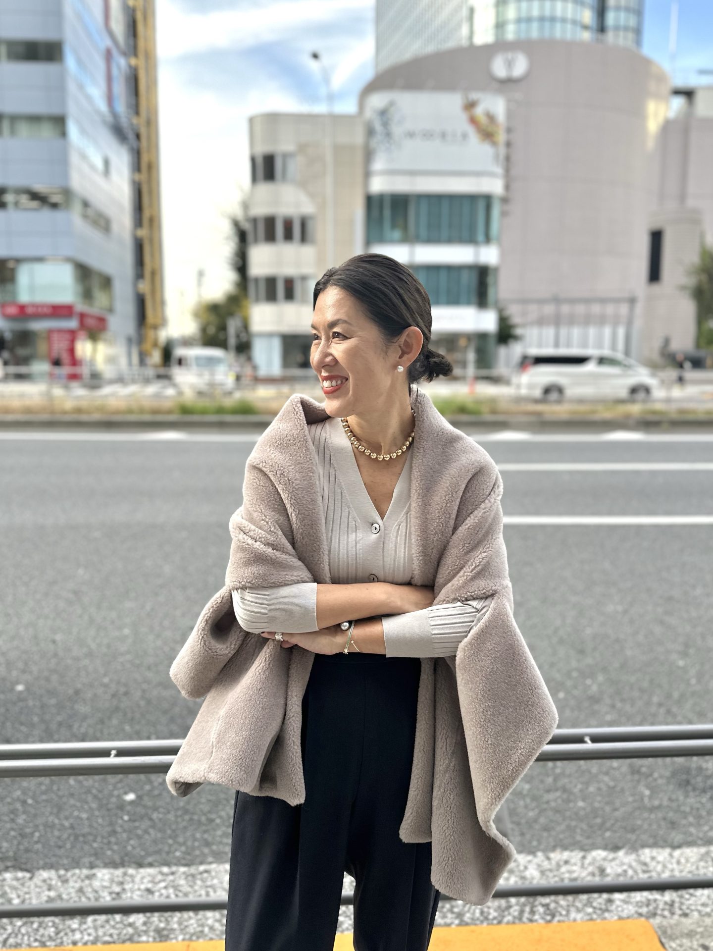 ソージュ】高見えNo.1のボアケープ！ by 大草直子｜着こなしサンプル