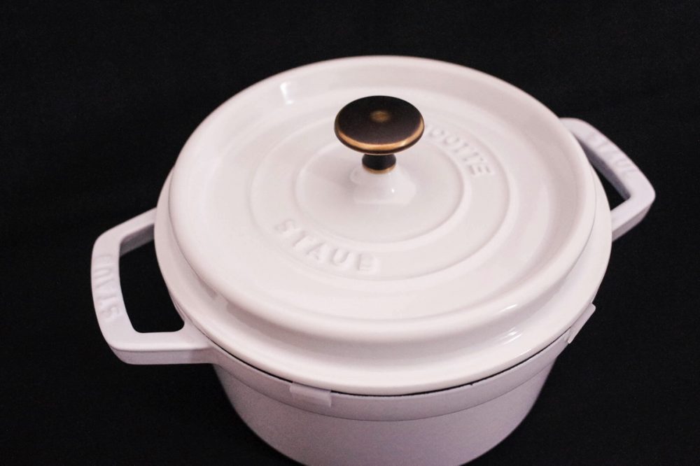 ストウブ ピュアホワイト】数量限定のピコ・ココット ラウンドを購入