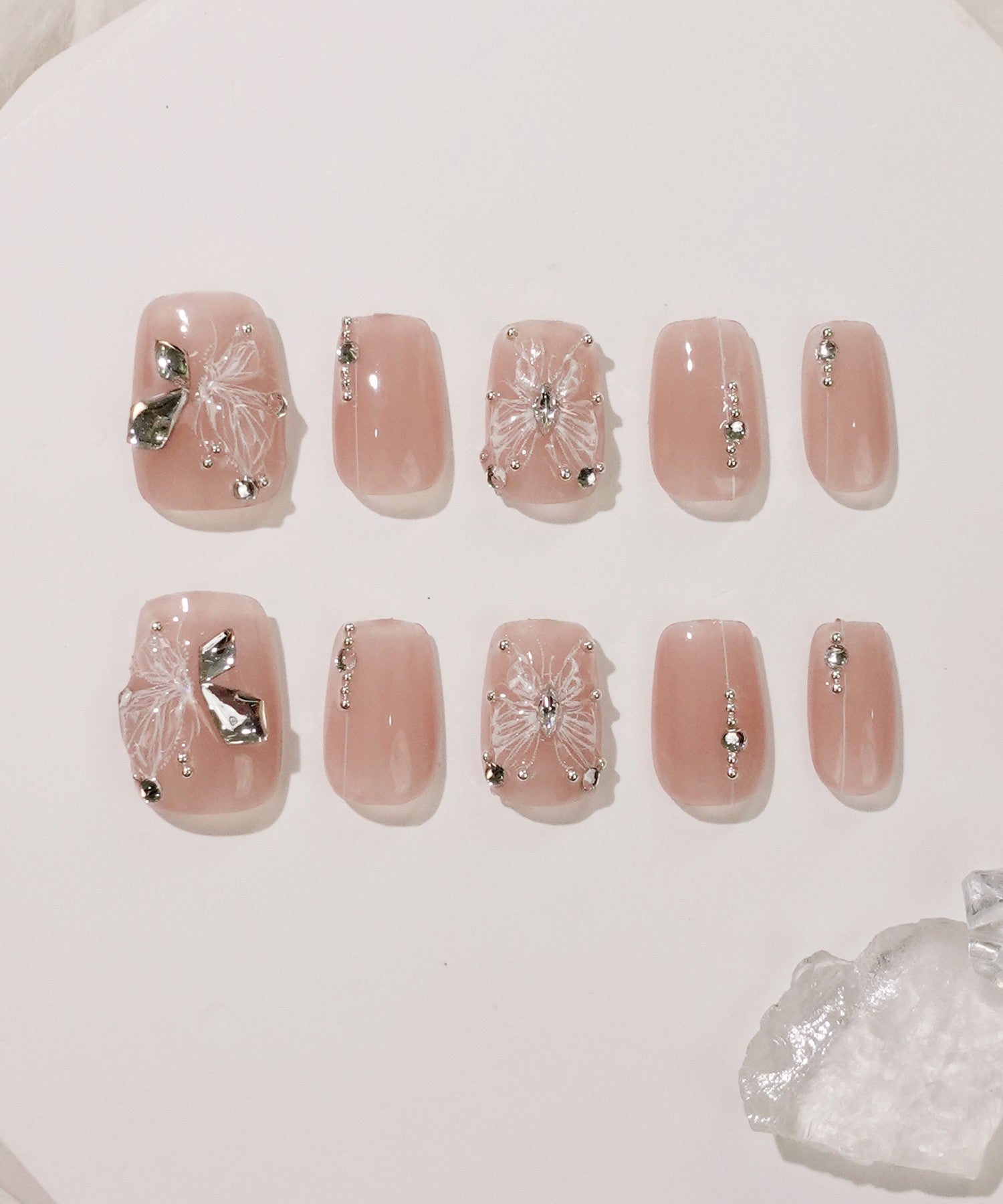 当日発送】水光ネイルピンクバタフライアートストーンラインショート