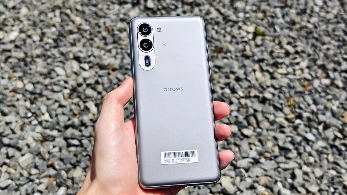 arrows We2 Plus M06レビュー。便利機能がてんこ盛りで普段使いし
