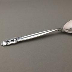 ジョージ・ジェンセン「“Acorn” サービングスプーン（小）長さ15cm