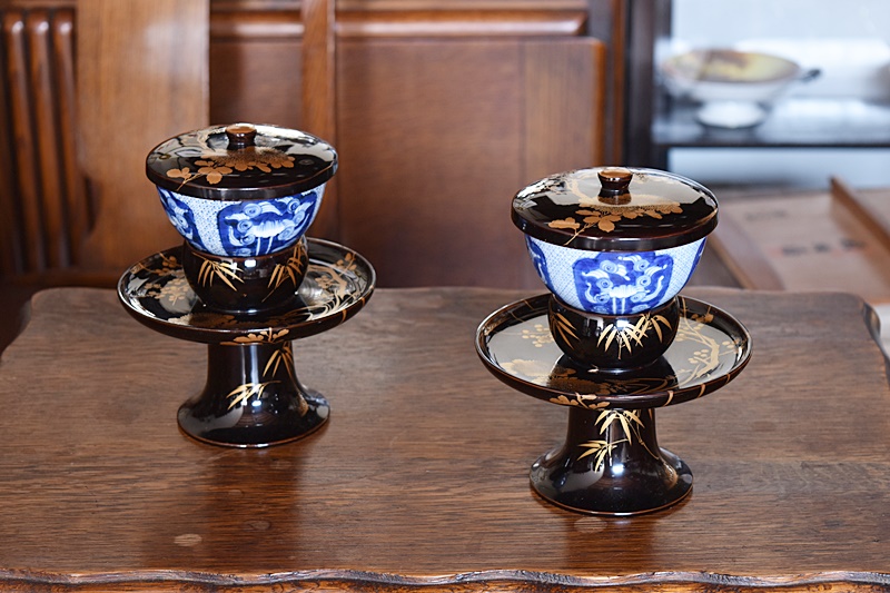 天然木製漆塗 四君子 金蒔絵 高茶台 天目台 2客セット - 生活骨董と