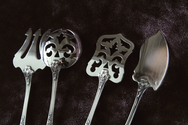 蔓花のオードブルサーバーセット フランス アンティークストリュフ