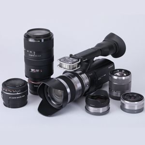 ASCII.jp：実はむちゃ売れ!? ソニー「ハンディカム NEX-VG10」 (1/4)